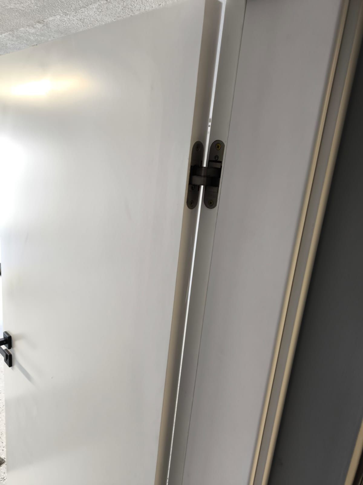 Drzwi Porta białe używane 80 z ościeżnicą