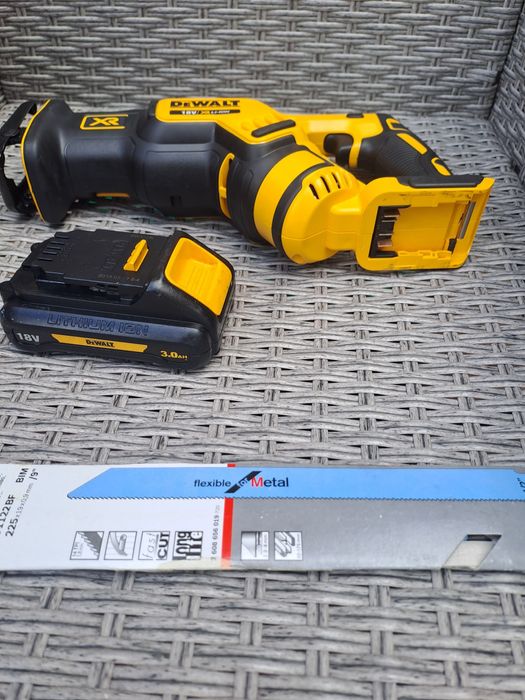 Piła szablista  Dewalt 18V