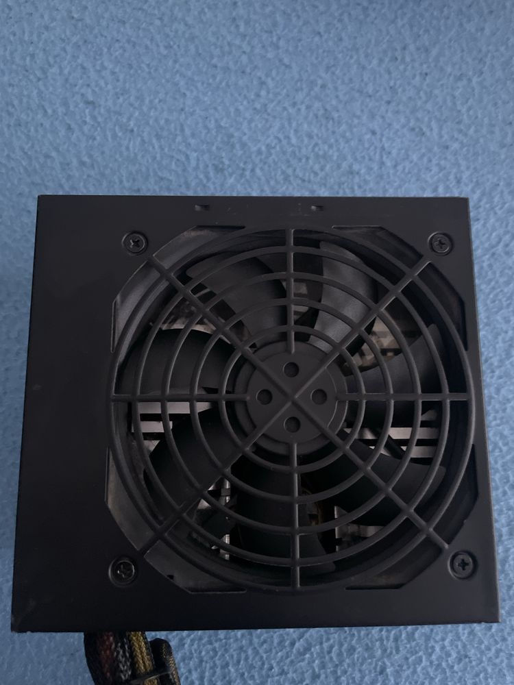 Fonte Alimentação 700W Cooler Master