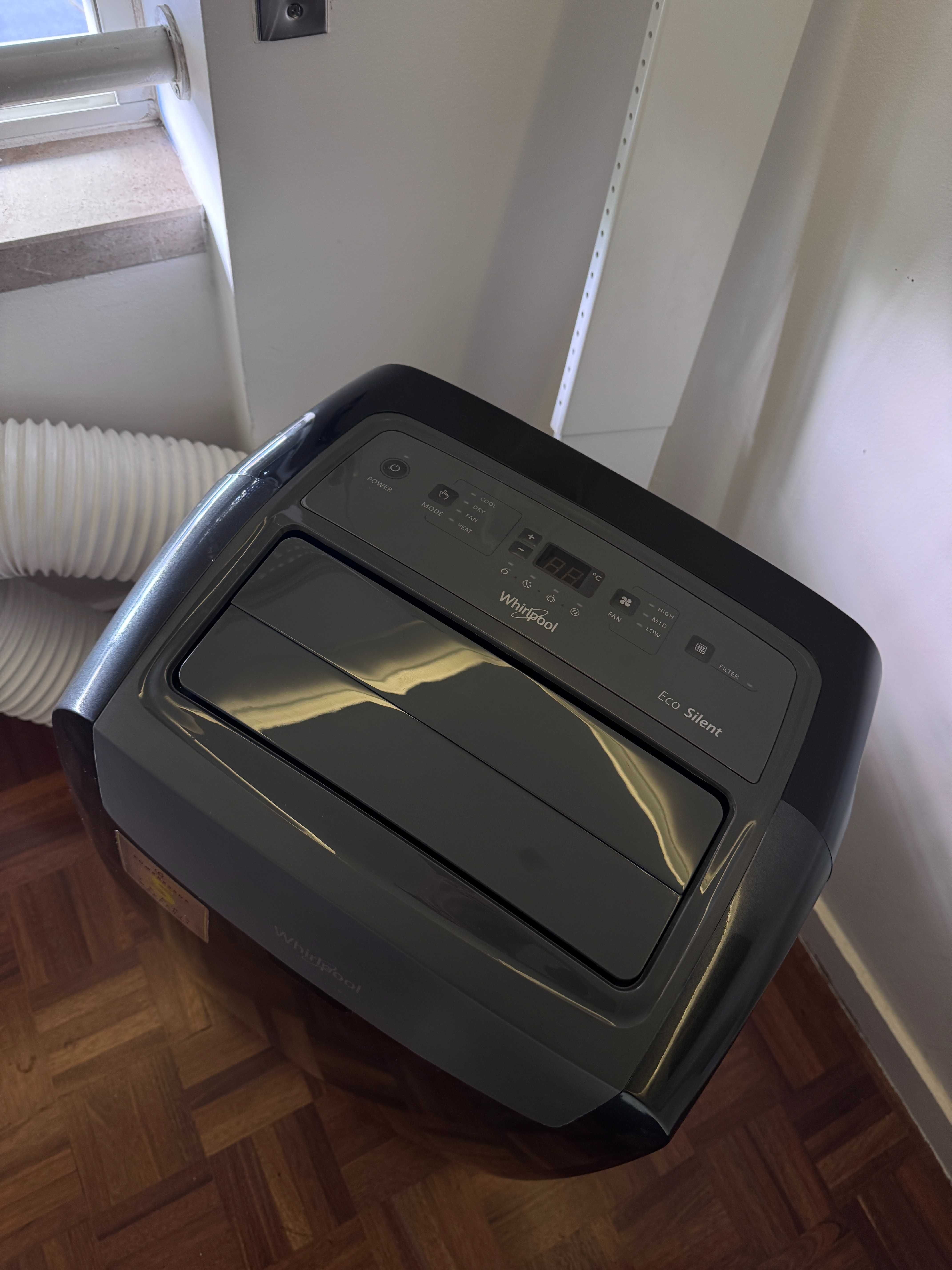 Ar Condicionado Portátil Whirlpool 30 m²  12000 BTU/h