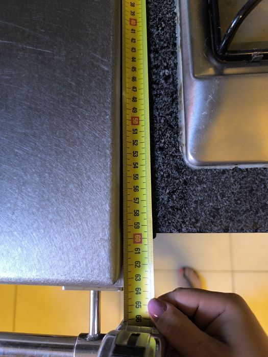 Fogão a lenha (dá para aquecimento).