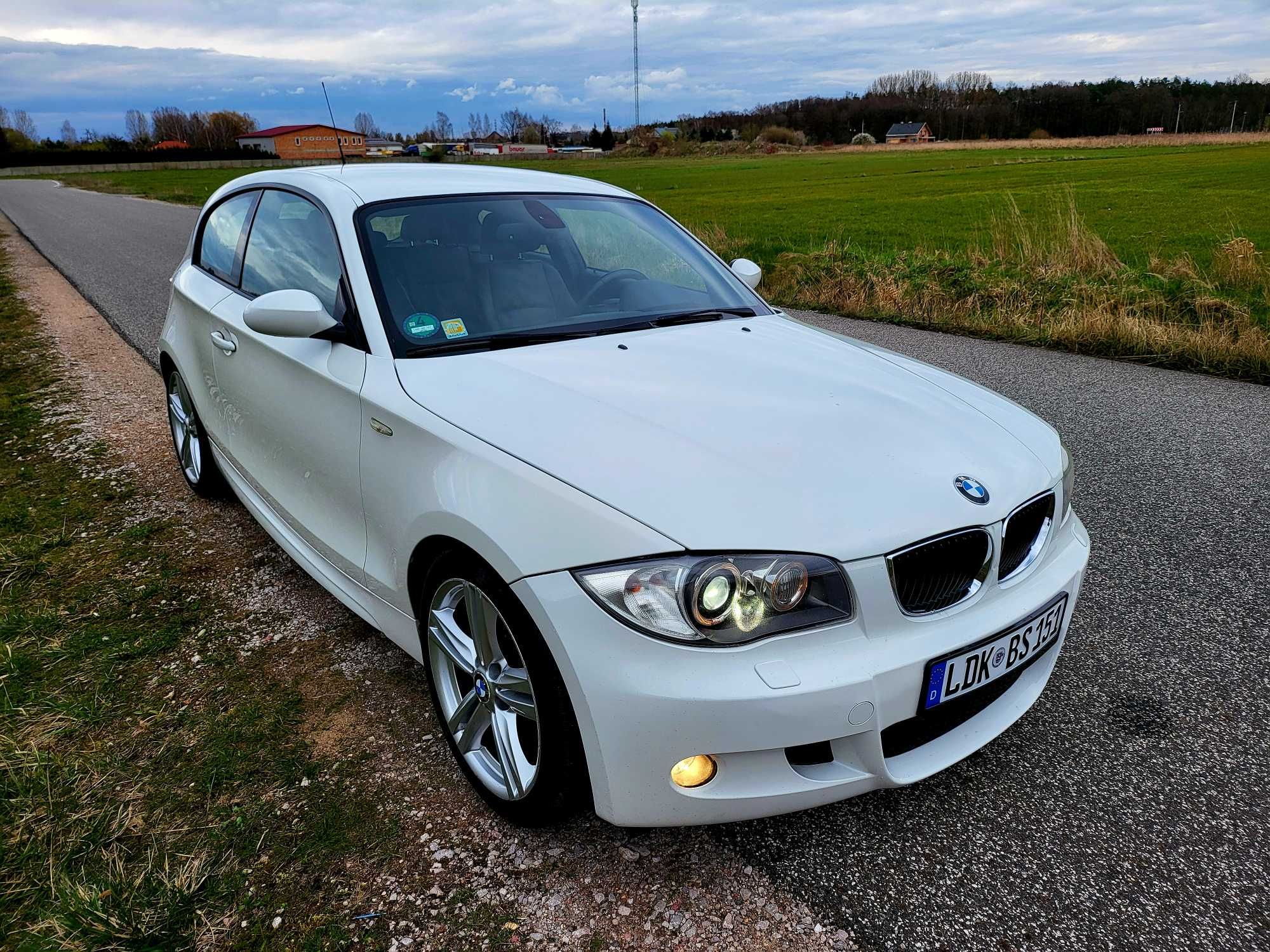 BMW 120D 2009 lift Mpakiet klima xenon skóra alu17 6bieg SUPER STAN