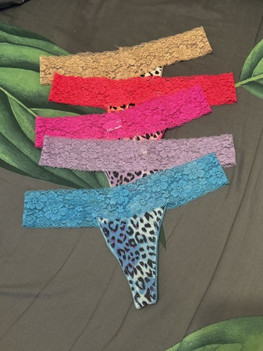 Zestaw 5 Nowych Stringów