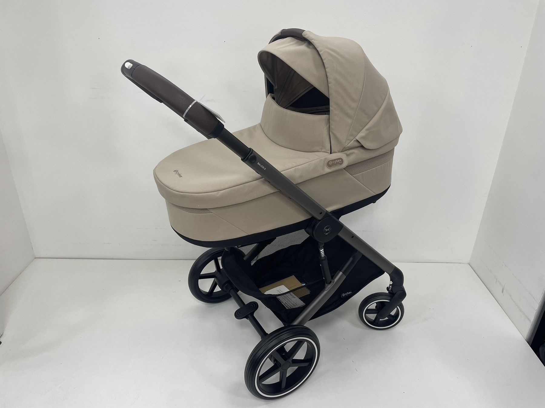 Великий вибір колясок CYBEX
