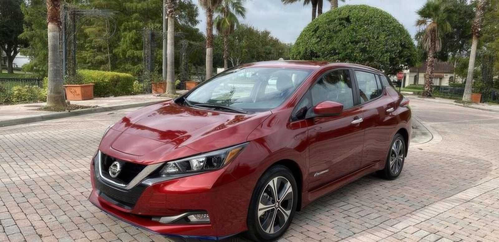 2019   Nissan    LEAF