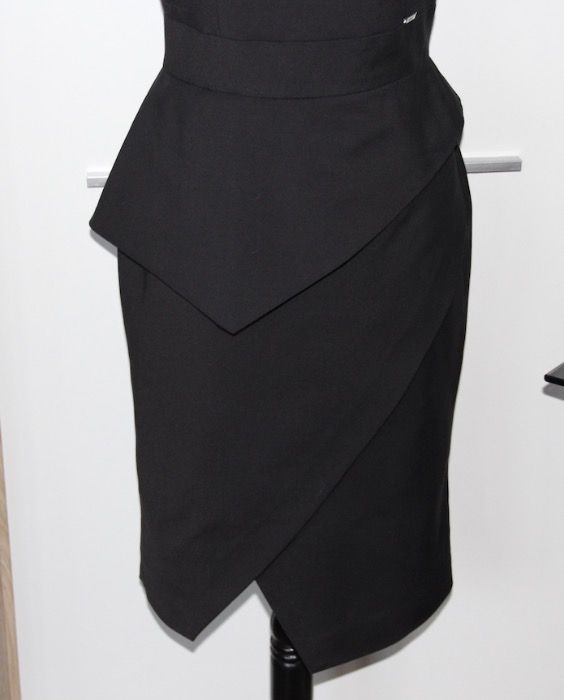 SIMPLE mała czarna sukienka 34 xs 36 s zip zamek ołówkowa wesele ślub