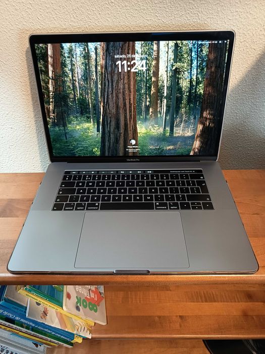 Macbook Pro 15" 2018, Como Novo