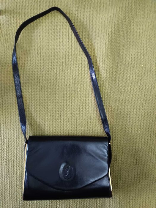 Carteira em pela preta da marca YSL. #VINTAGE