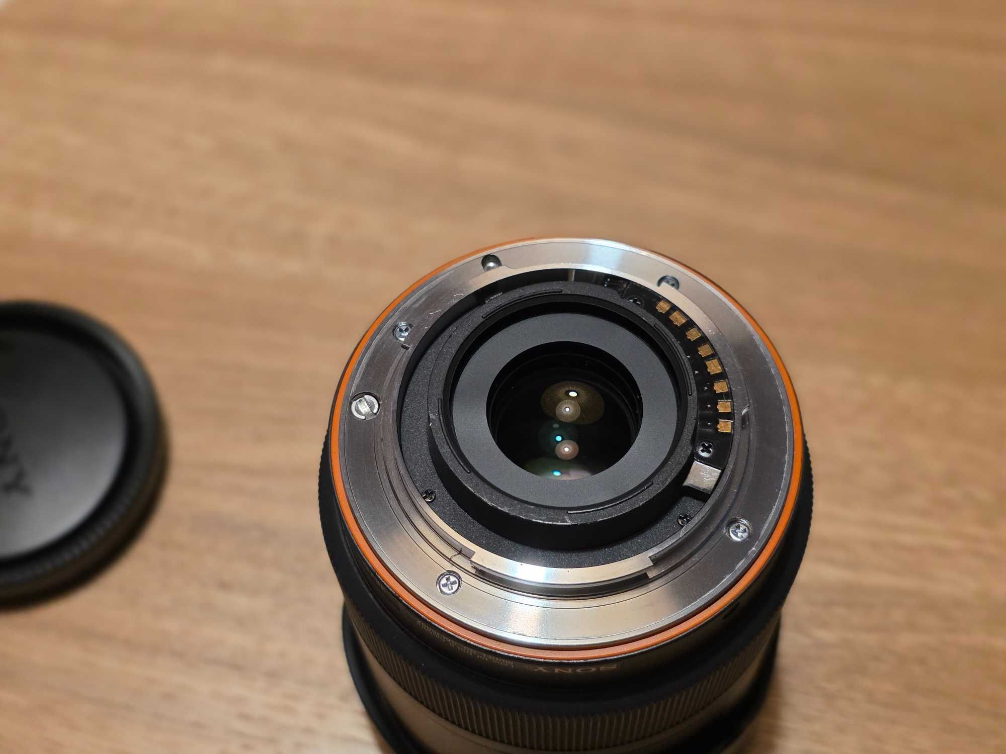 Carl Zeiss 16-80 mm F3.5-4.5 DT Sony A E zestaw gwarancja idealny stan