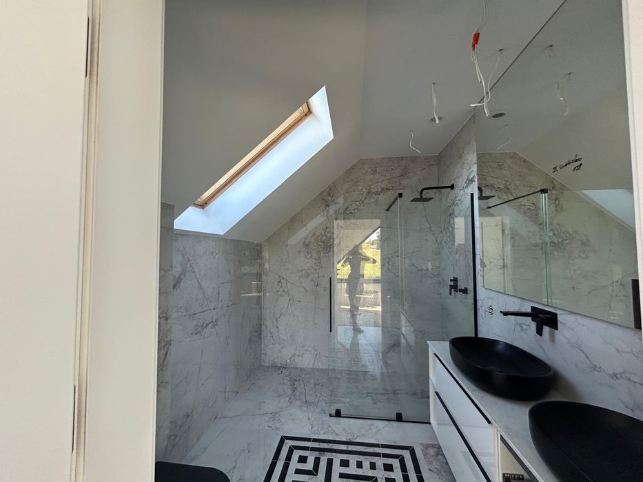 Nowoczesny dom w pięknej i spokojnej okolicy