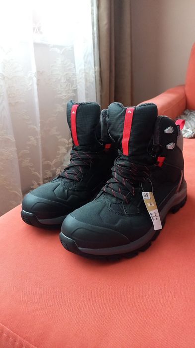 Черевики 45р Quechua! тренінгові теплі чоловічі .Нові!