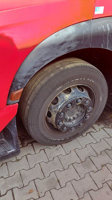 Mercedes Acrtos 1845 LS