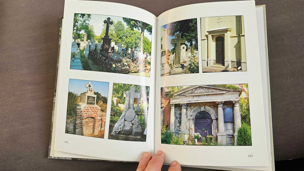 Przewodnik po cmentarzach gnieźnieńskich. 2008r.