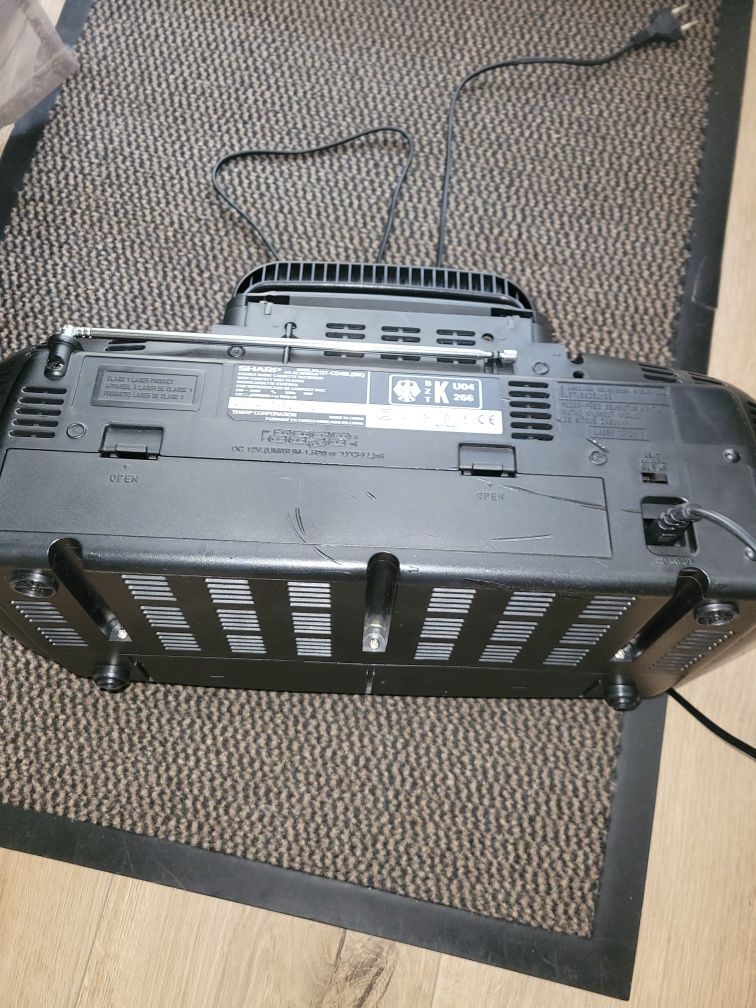 Radiomagnetofon CD Kaseta SHARP QT-CD48/ 29 W