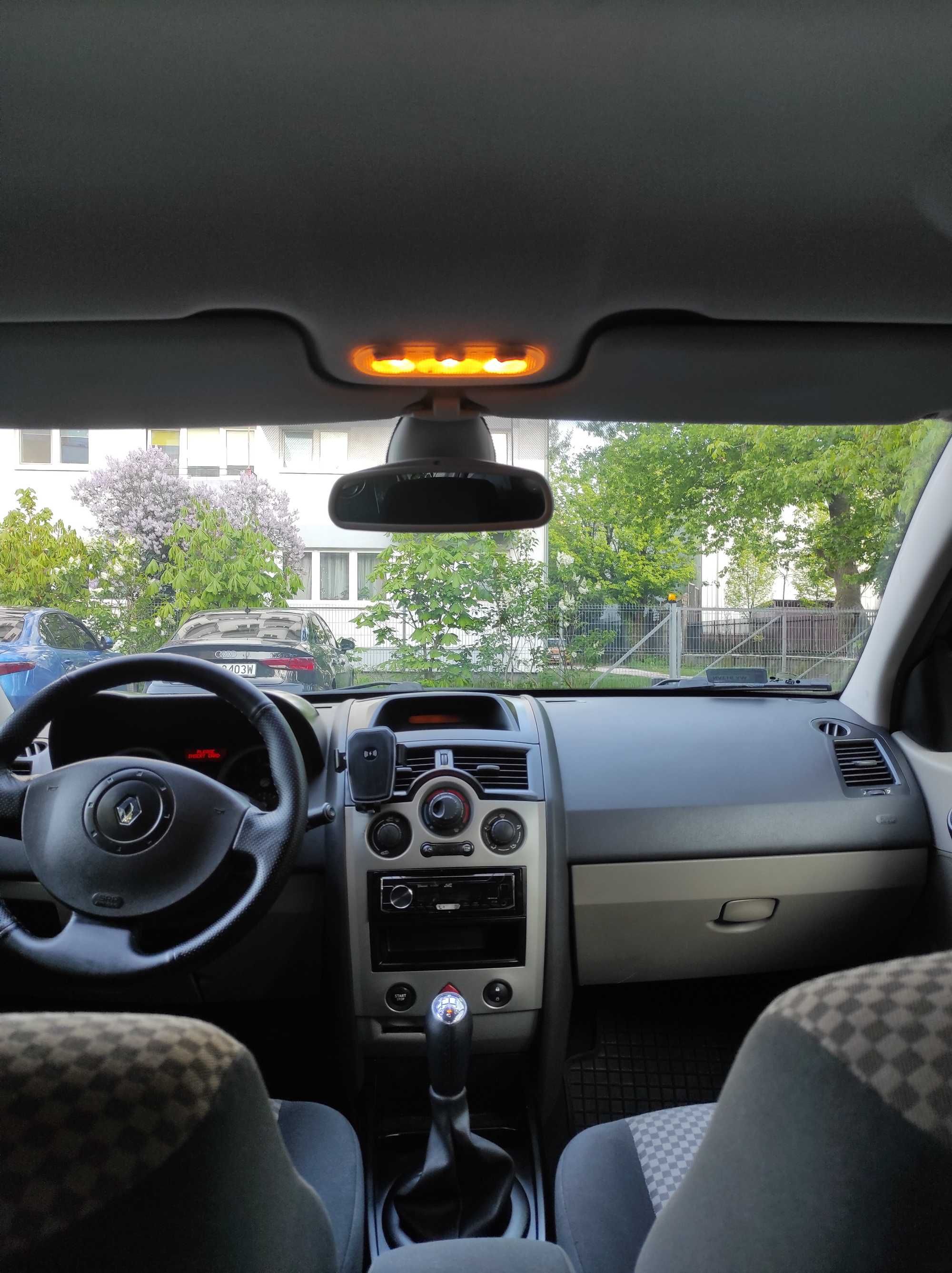 Renault Megane II hatchback 1.6