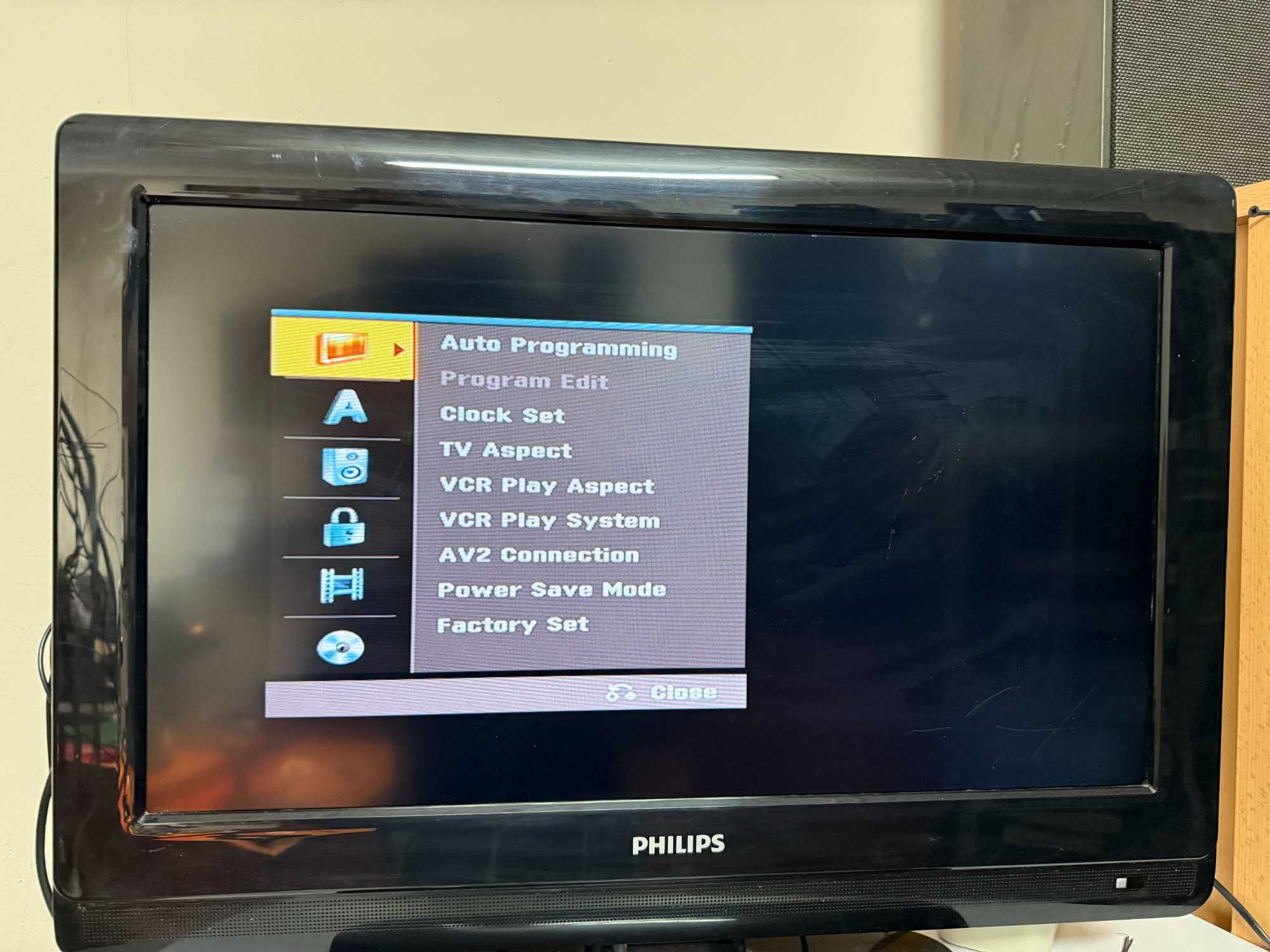 Magnetowid/Nagrywarka VHS Targa-DRV-5200X (LG) HI-FI stereo pilot HDMI