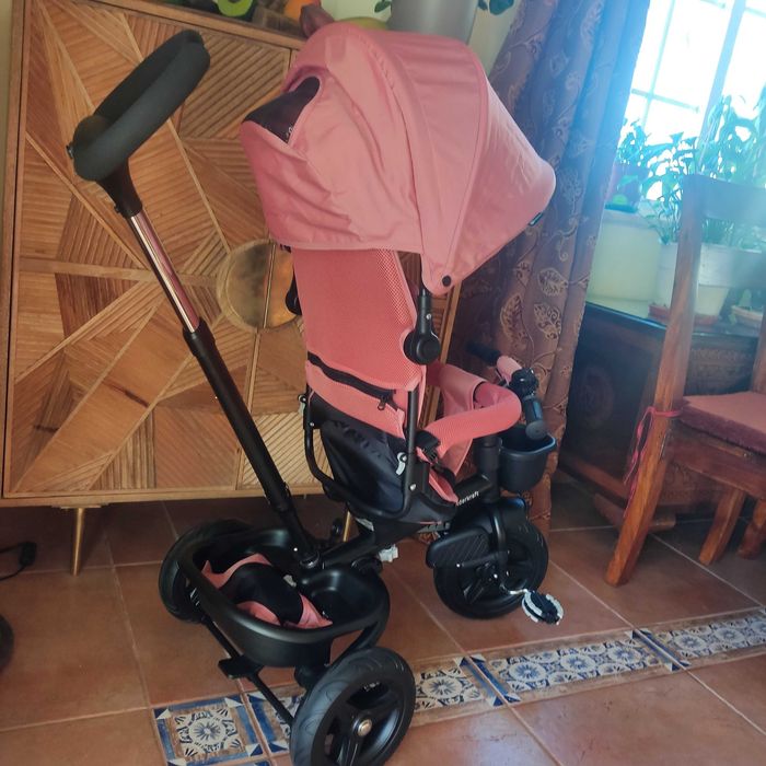 Triciclo Kinderkraft AVEO