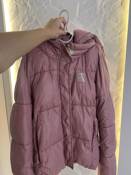 Жіночий пуховик Armani оригінал