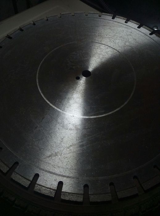 Круг алмазный отрезной сегментный