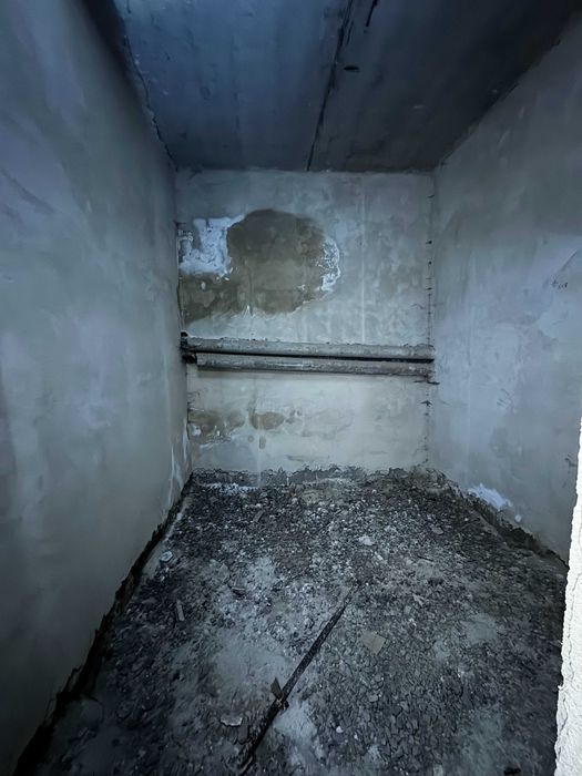 Продається комерційне приміщення вільного призначення в центрі!