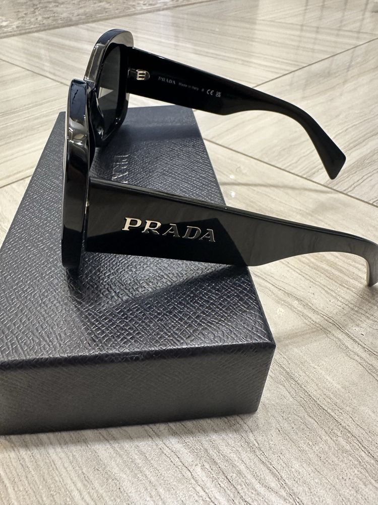 Очки . Prada. Оригинал.