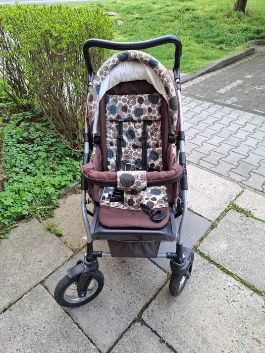 Jedo Fyn 2w1 gondola + spacerówka, koła pompowane, adaptery Maxi Cosi