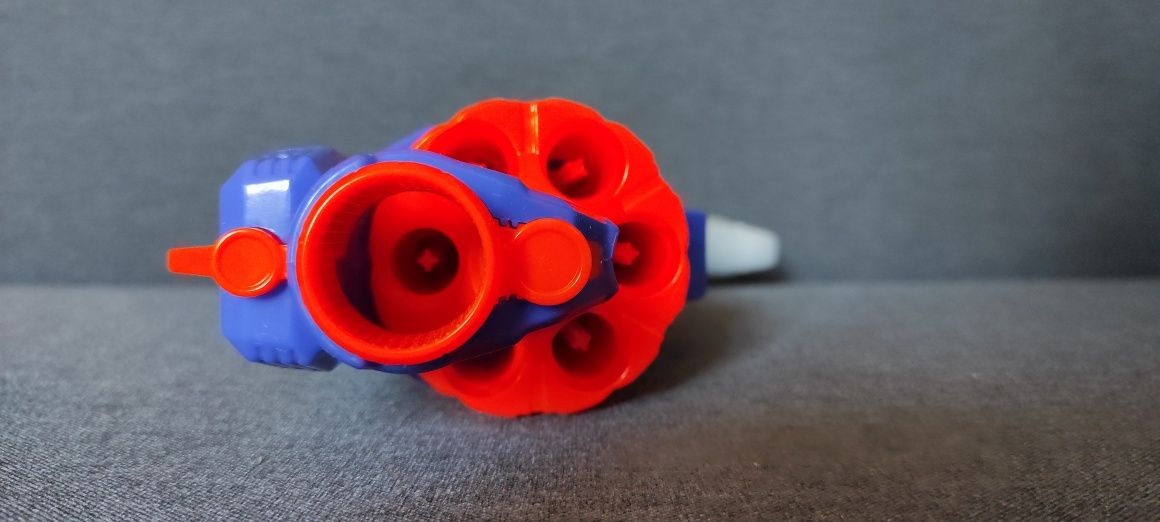 Pistolet Nerf Elite Distruptor 6 strzałek