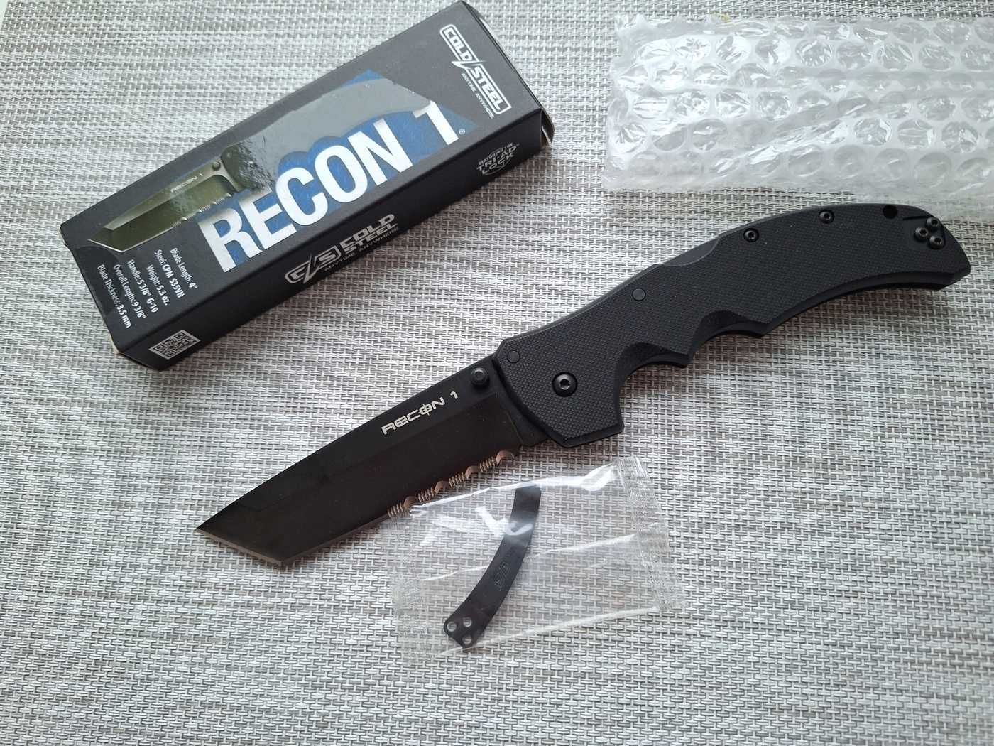 Складний ніж Cold Steel Recon 1 Tanto Half Serrated