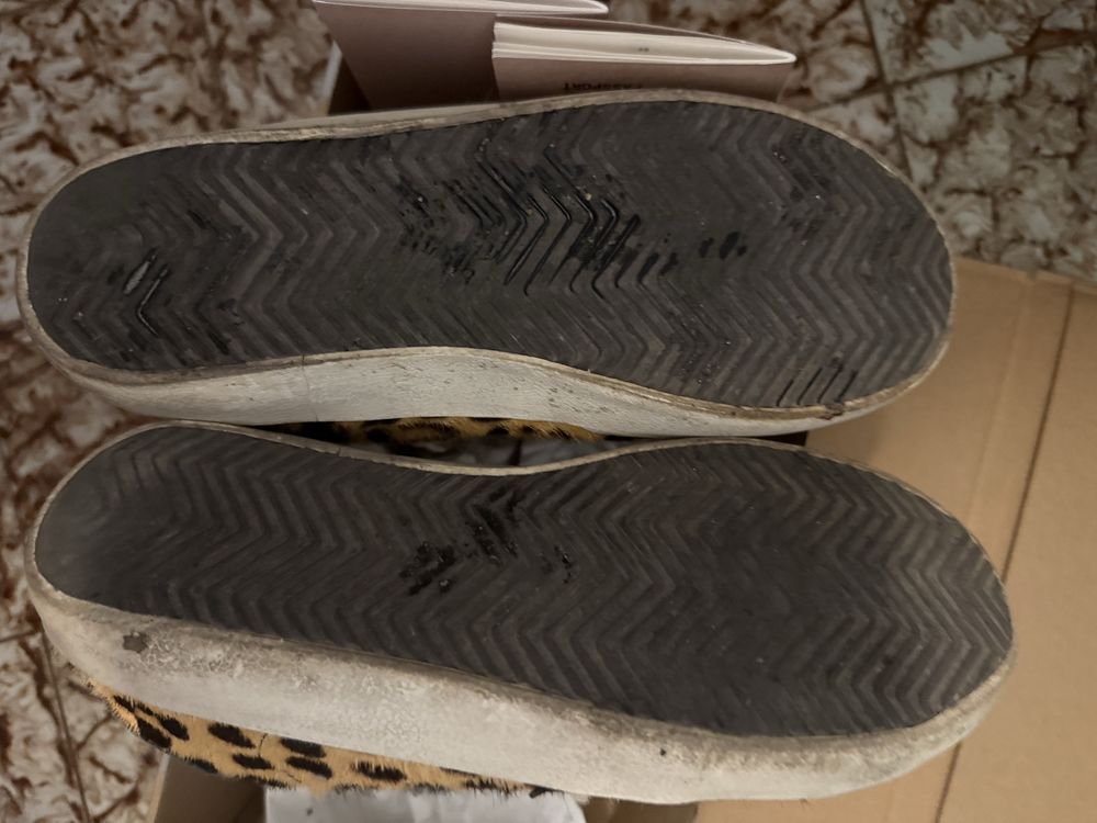 golden goose кроссовки 39