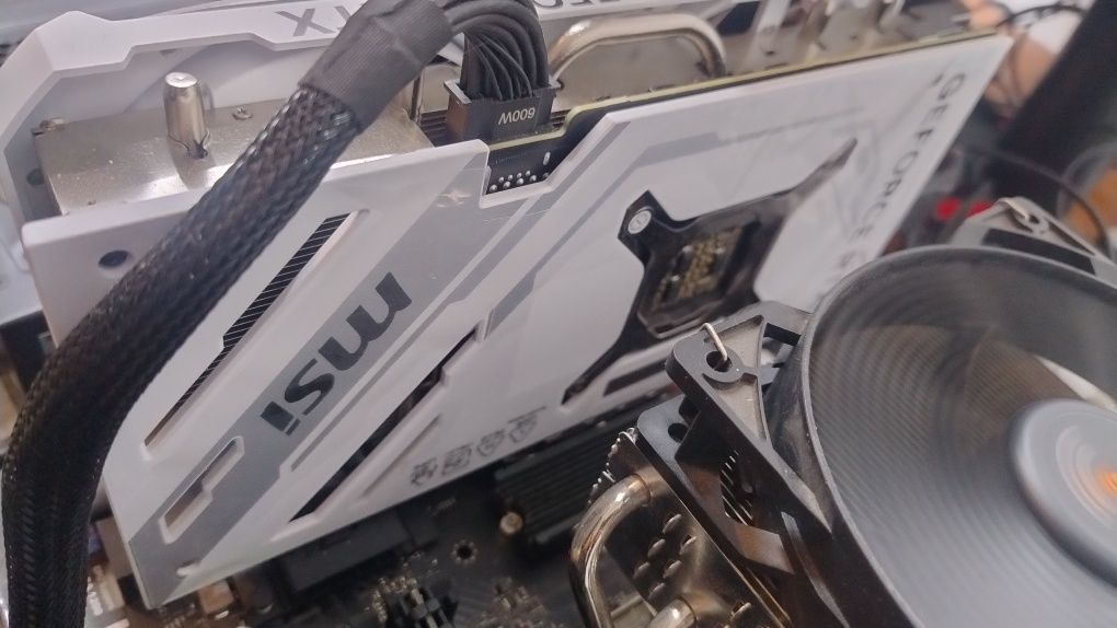 RTX 4070 TI Super 16gb
