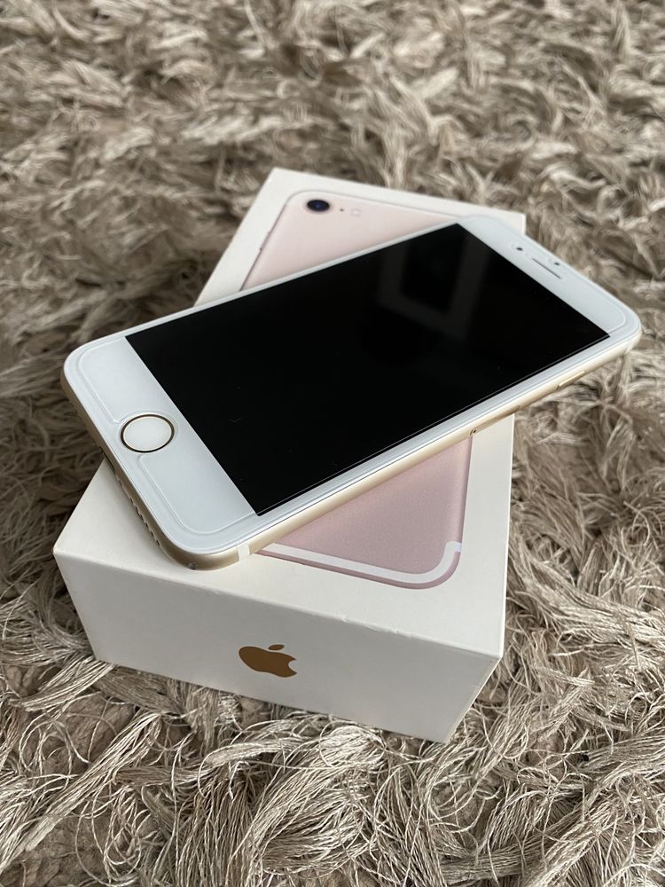 iPhone 7 - kolor złoty