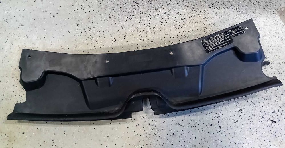 Oryginalna osłona pasa przedniego Mercedes W447 Vito V-Klasa