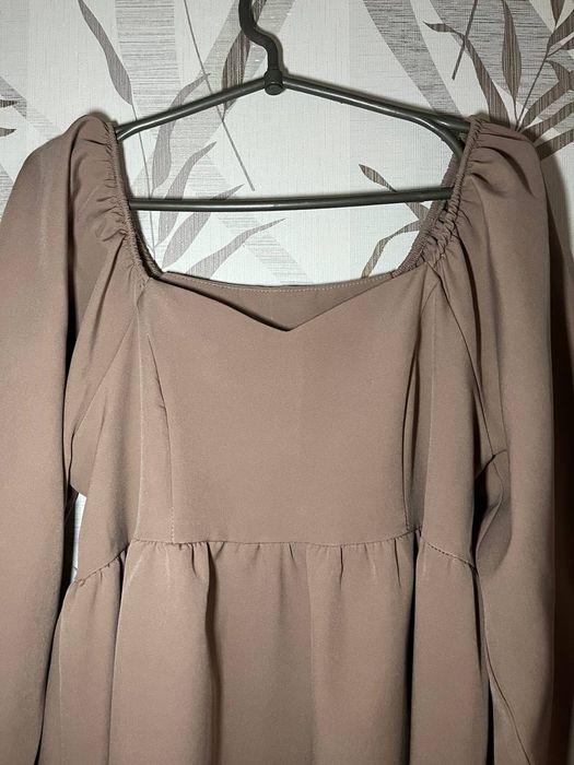 Сукня жіноча святкова