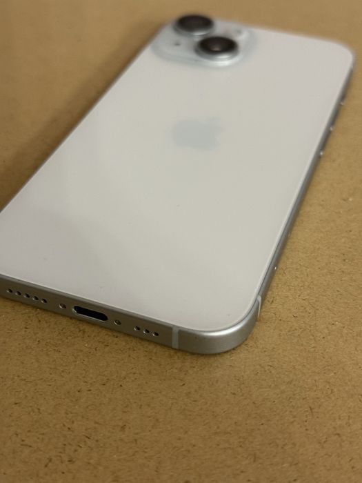 iPhone 15 128gb niebieski