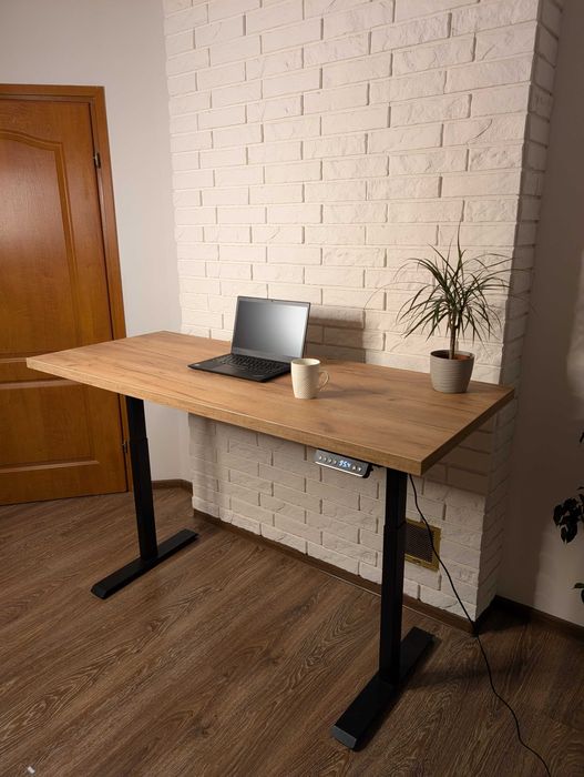 Stelaż dwusilnikowy regulowany z elektryczną regulacją 150 kg