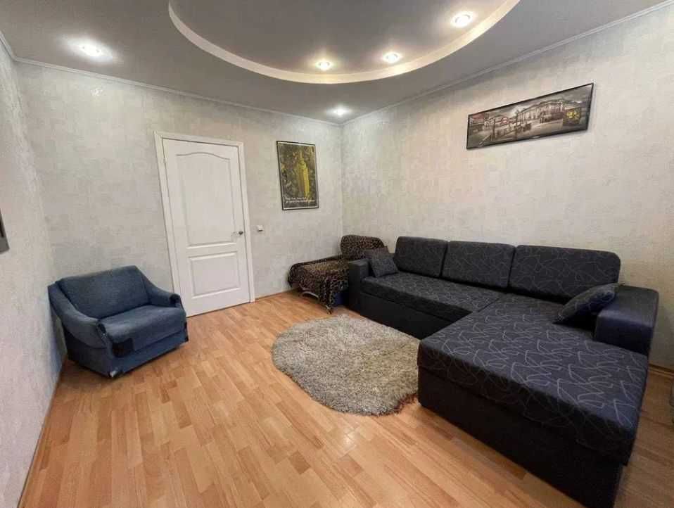 1 кім в ЦЕГЛІ район НАУКИ (ГАГАРІНА) (716392)