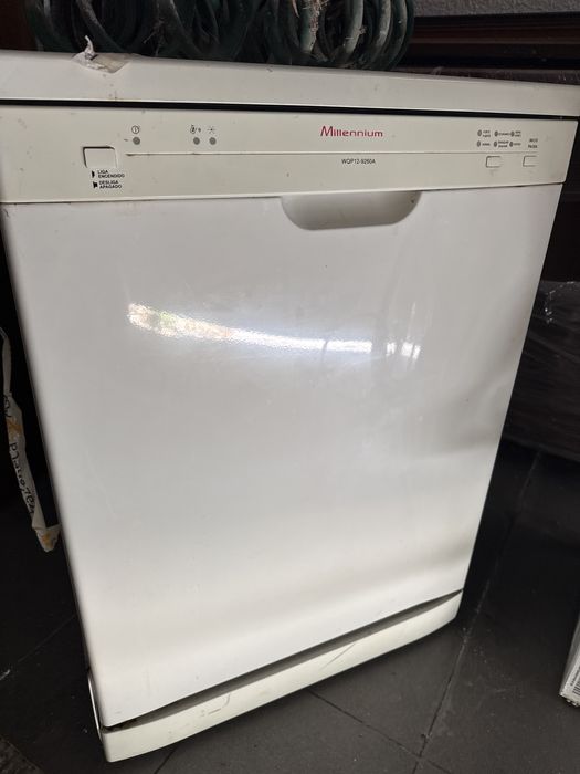Máquina de lavar louça Millennium