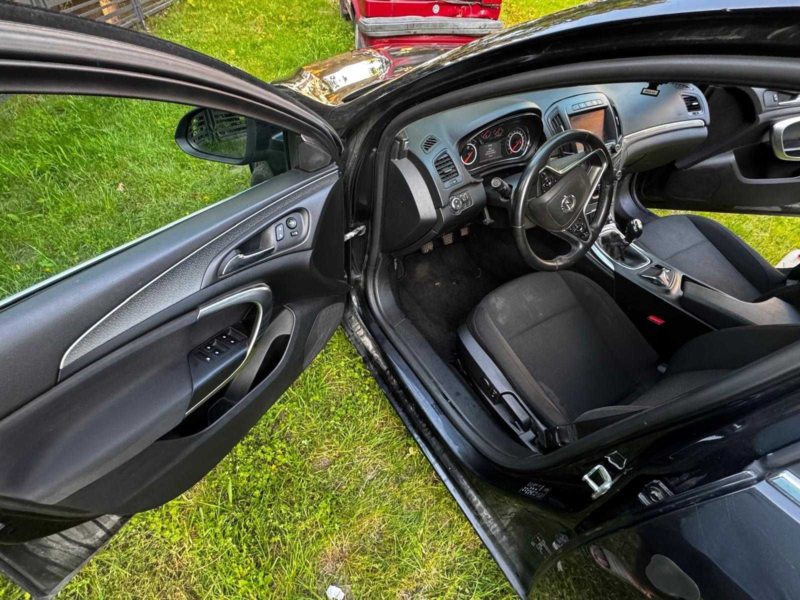Opel Insignia 2.0 CDTI  rok 2015 Bogate wyposazenie.