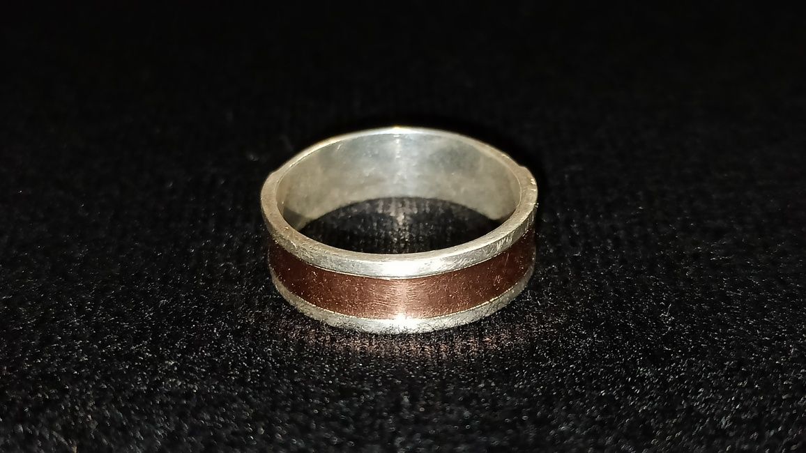 Серебрянное обручальное кольцо