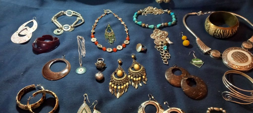 Lote de Joalharia artesanal vintage