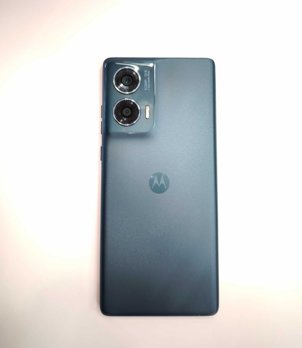 ПРОДАМ Смартфон Motorola Edge 50 Fusion 12/512GB Forest Blue
