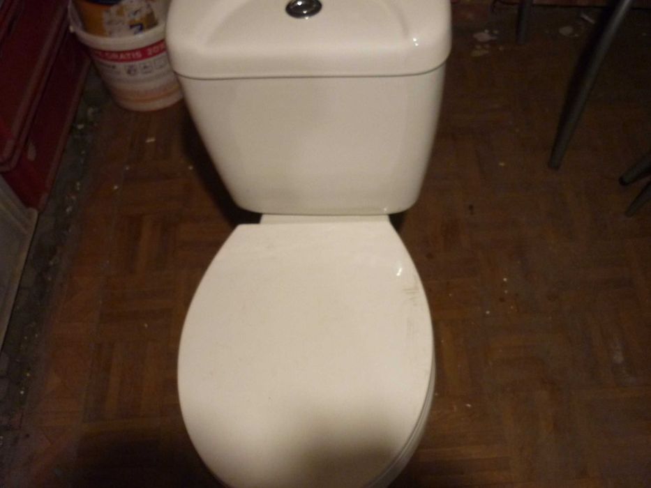 sprzedam wc kompakt