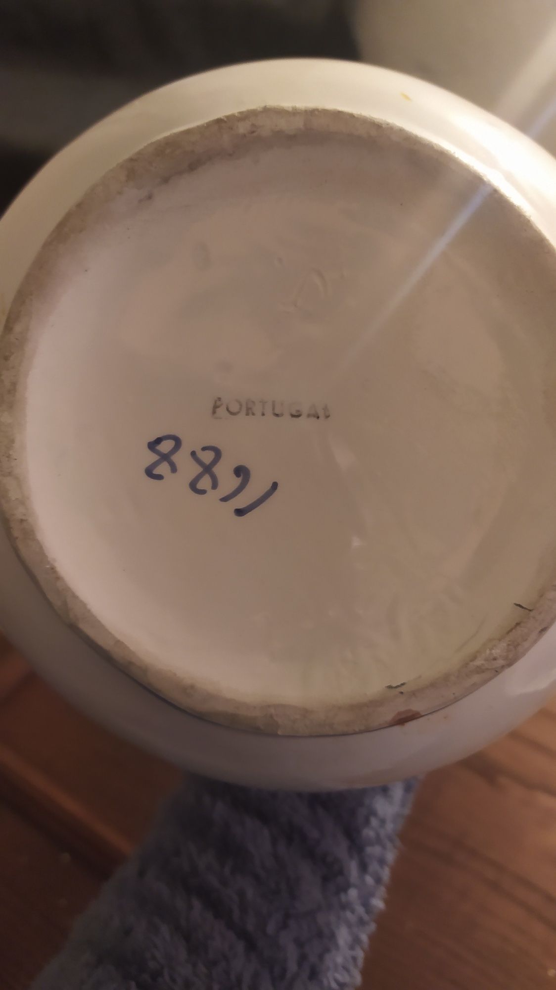 Lavatório antigo em porcelana pintado a mão