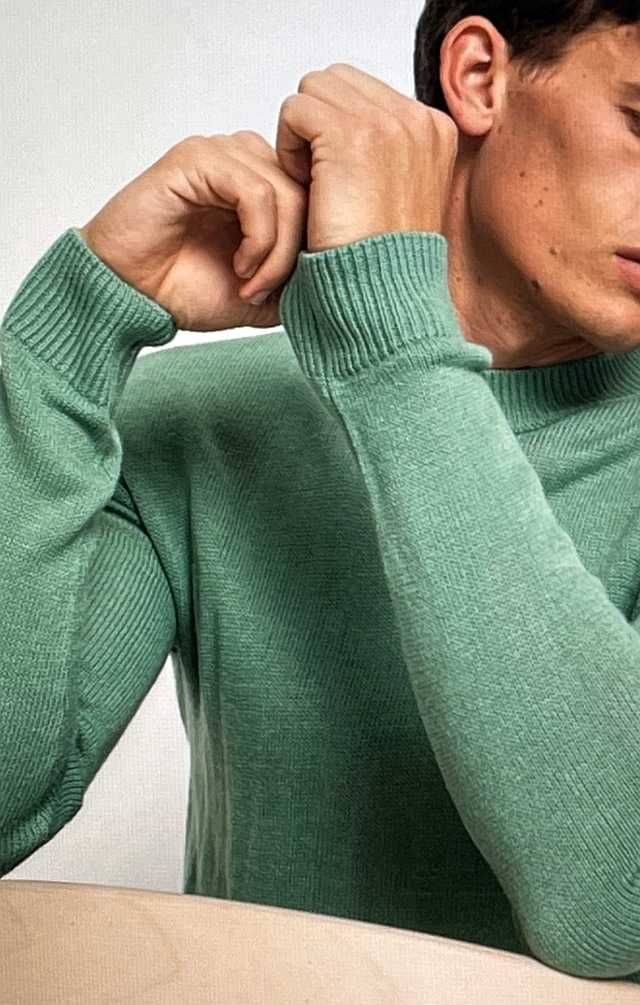 Sweter męski zielony niegruby Rozmiar 60/62