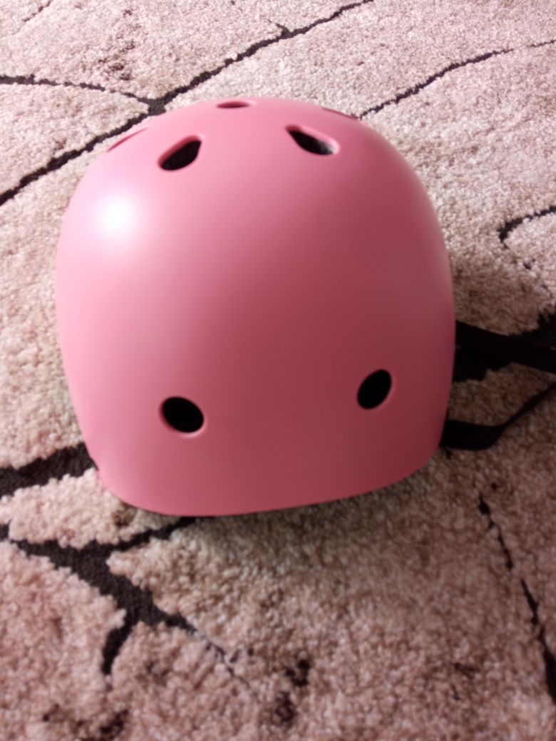 Kask z lampką LED