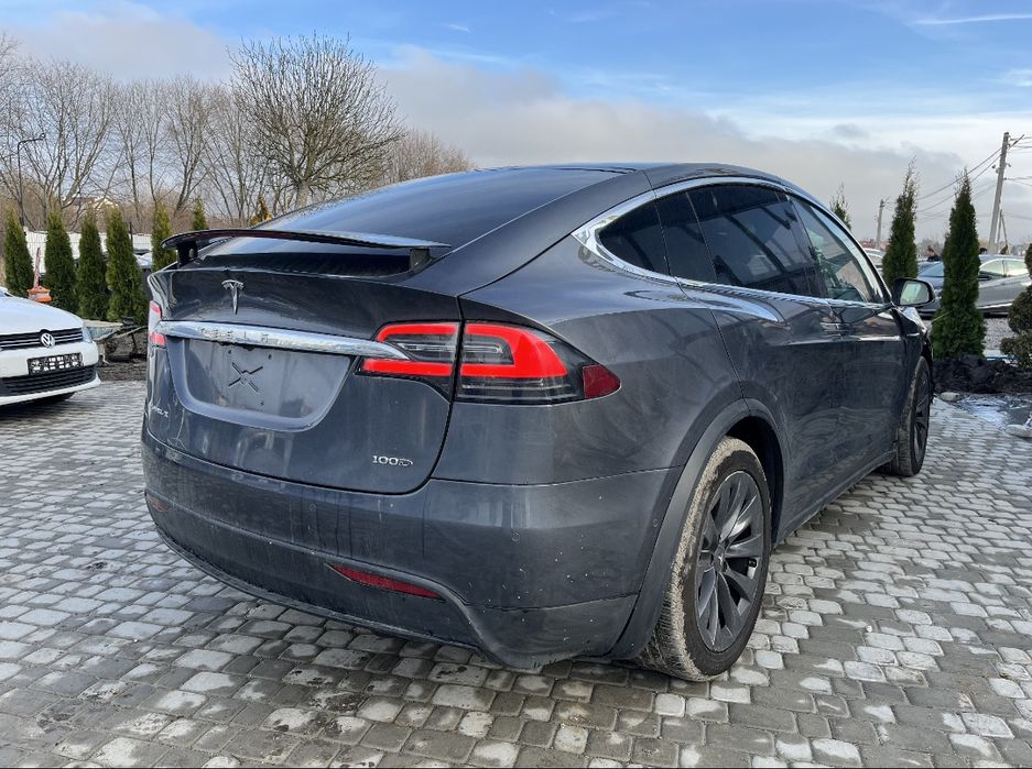 Tesla model X 2018p 100d