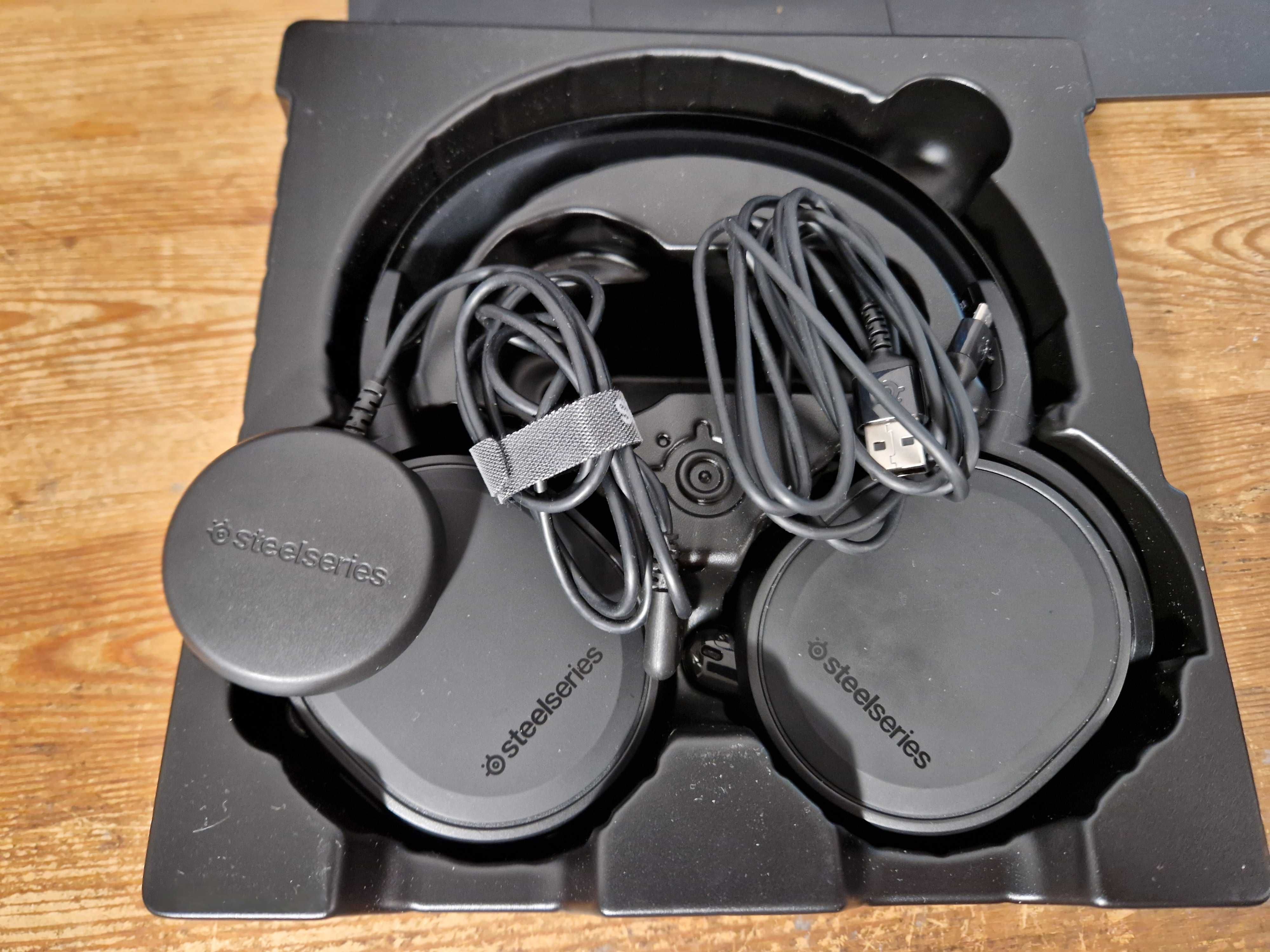 Słuchawki bezprzewodowe wokółuszne SteelSeries Arctis 9 (3514)