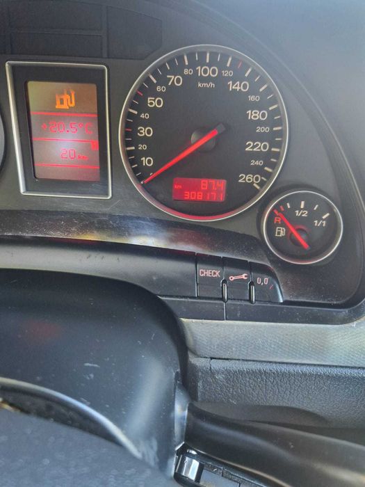 Audi A4 1.6 Gasolina