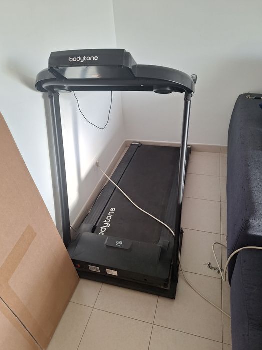 Vendo uma esteira