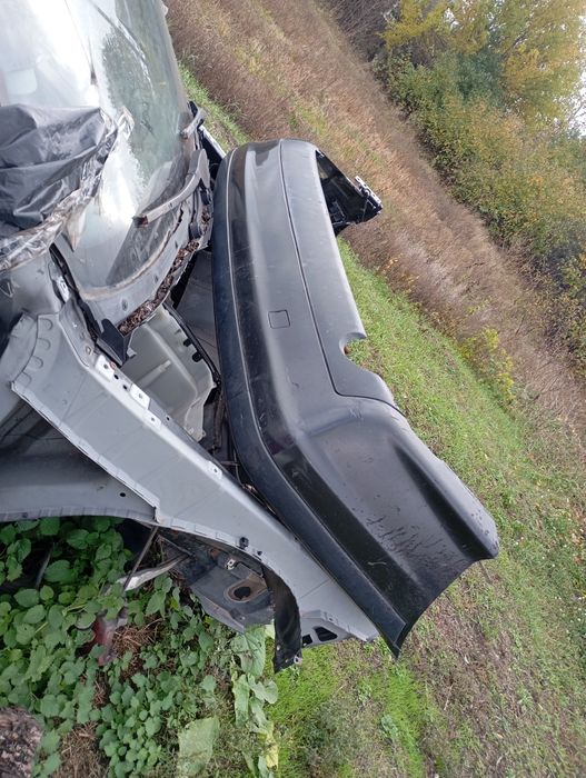 Бампер задній бмв е36